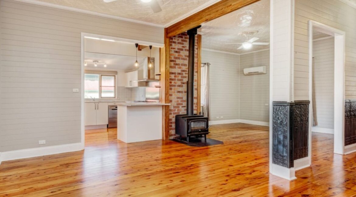 Dining Kitchen Lounge